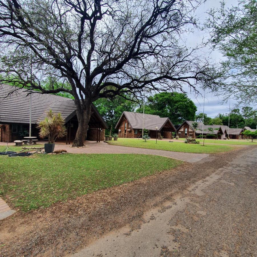 Ekuthuleni River Front Chalets Maruleng Exterior foto